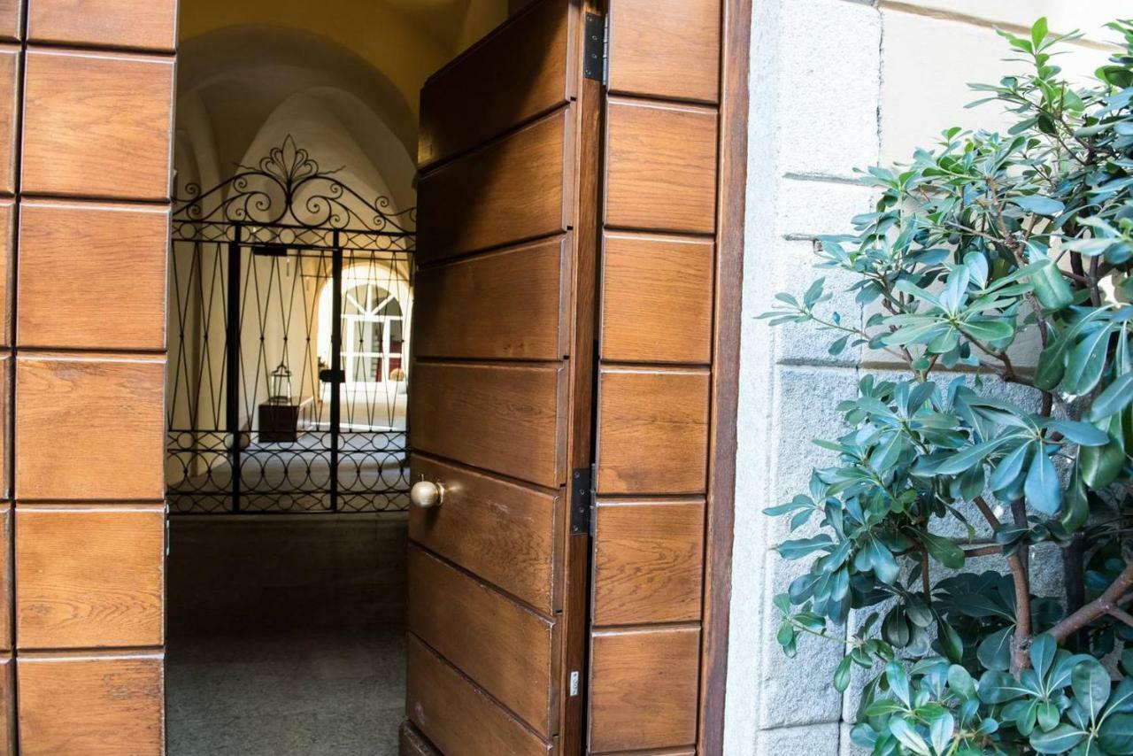 Lo Studio - The House Of Travelers Como Exterior foto